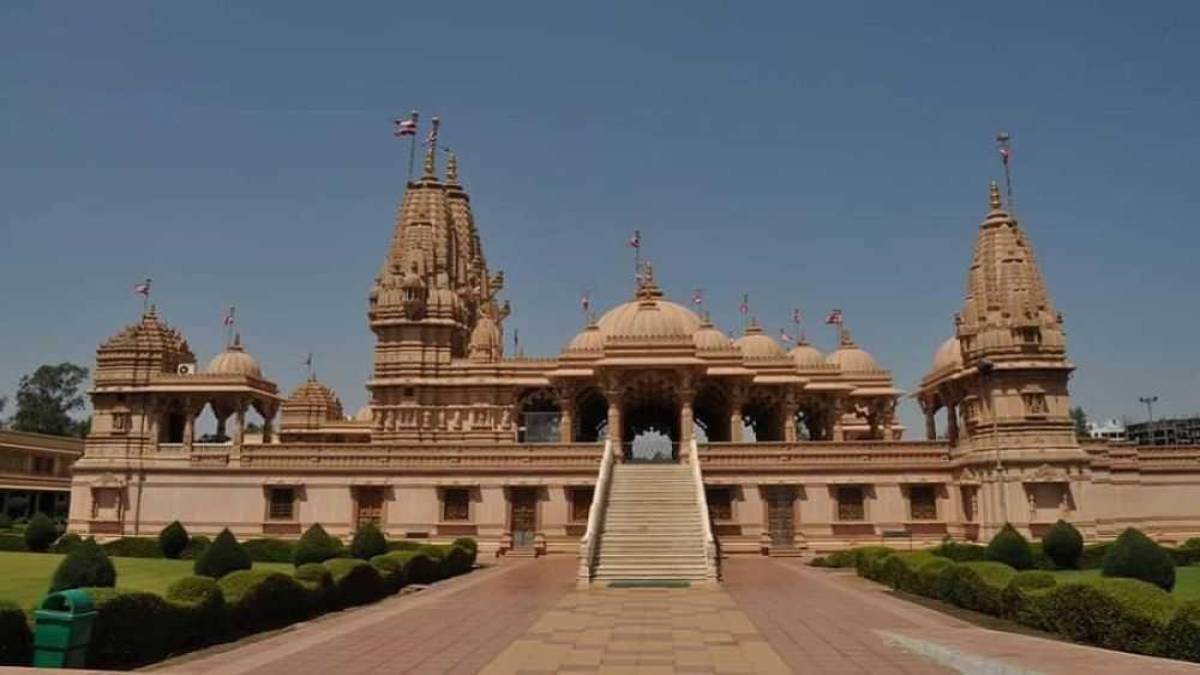 42 Best Places to visit in Surat | Top Tourist Attractions | 2026